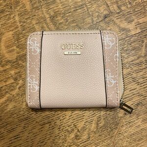 Guess Wallet light pink